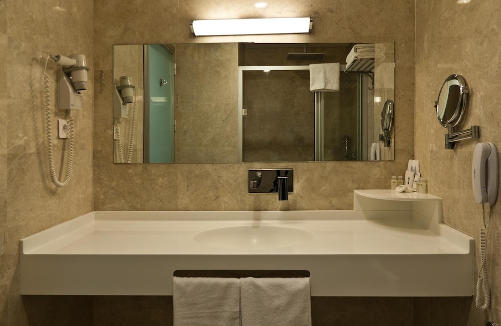 Taksim Riva Hotel 51/56
