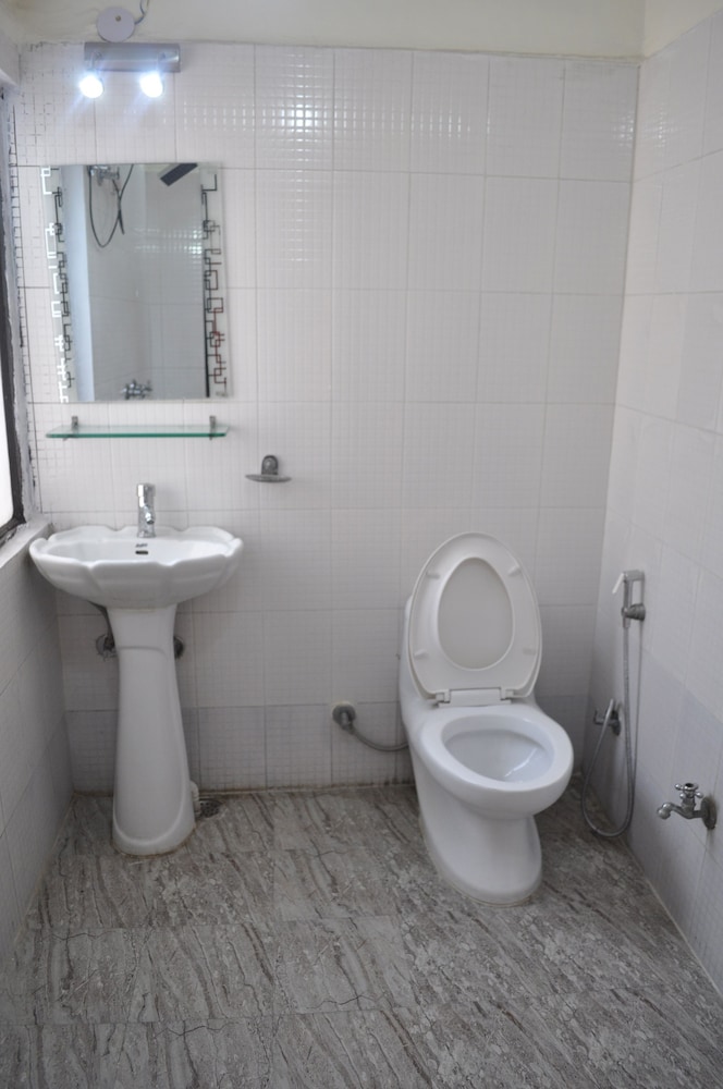 Hotel Kabli 13/40
