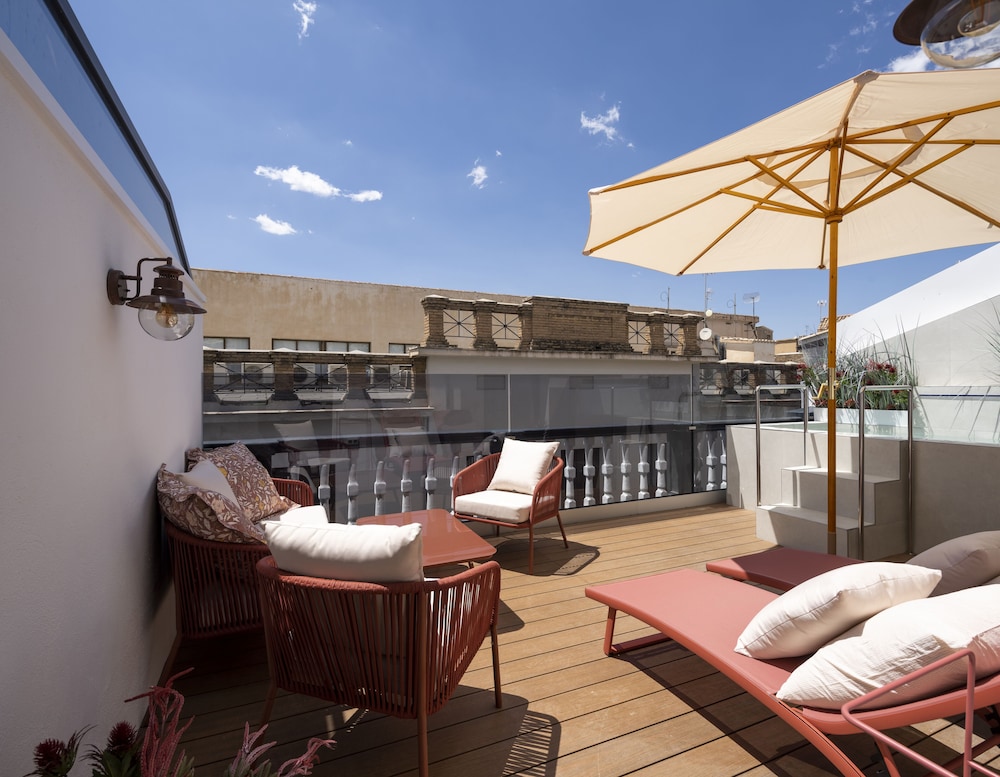 Palatina Concept Suites 67/90