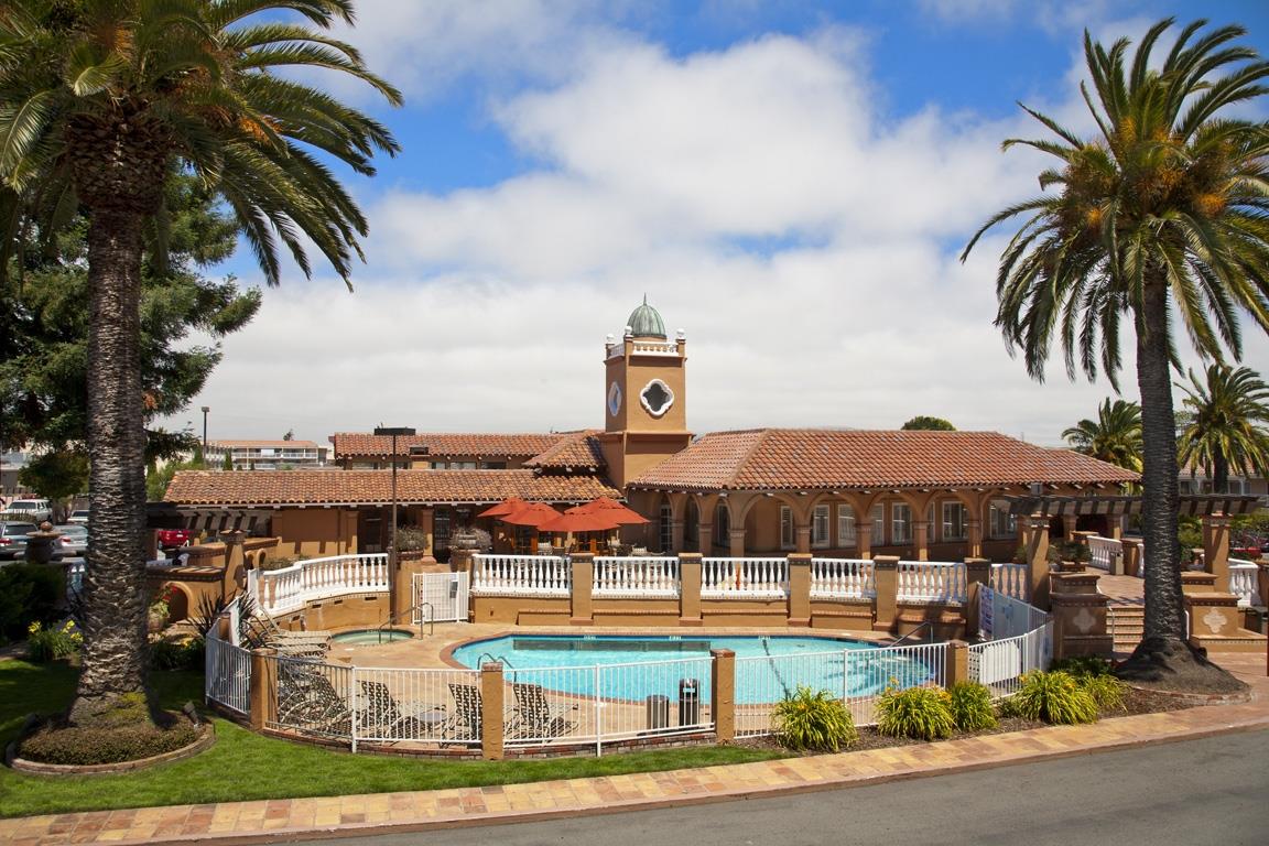 SFO El Rancho Inn 36/37