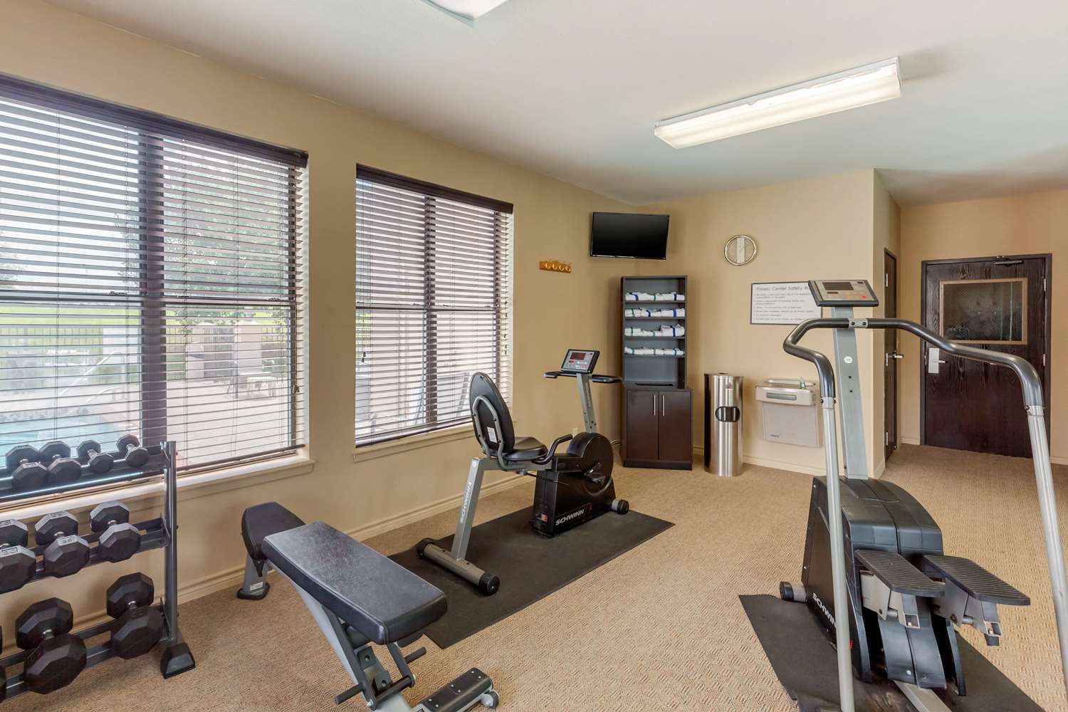 Quality Suites Sherman, TX 4/14