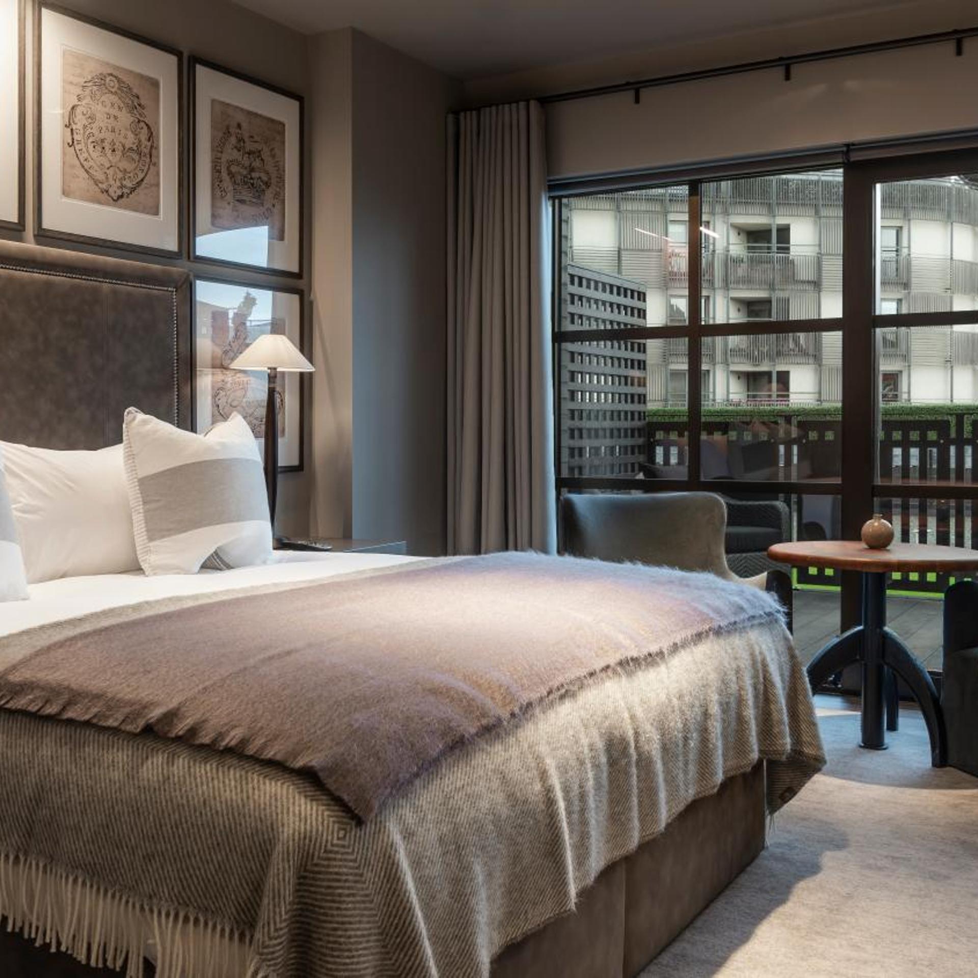 Room, King Bed, Private Garden