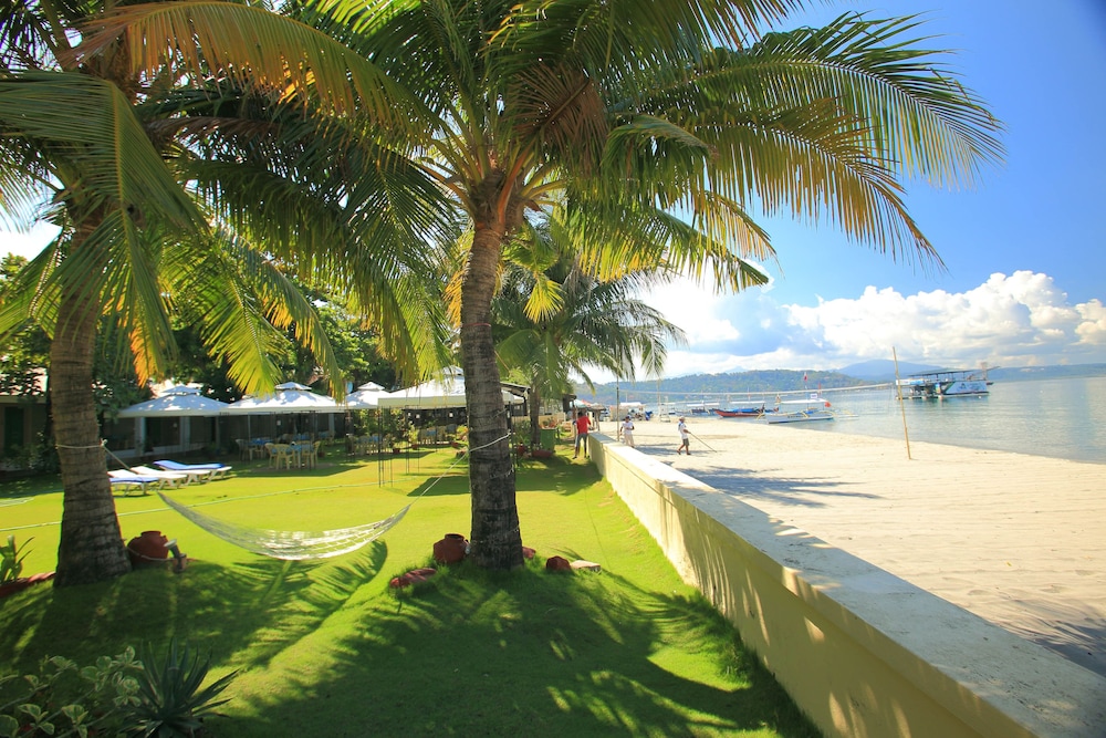 Wild Orchid Beach Resort 64/67