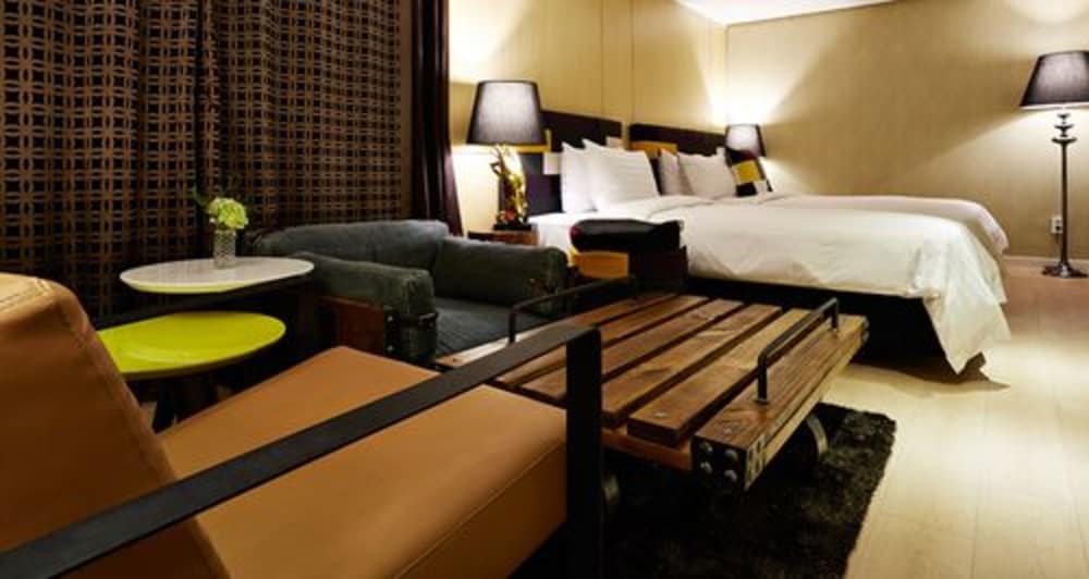Unique Hotel Namoo 39/39