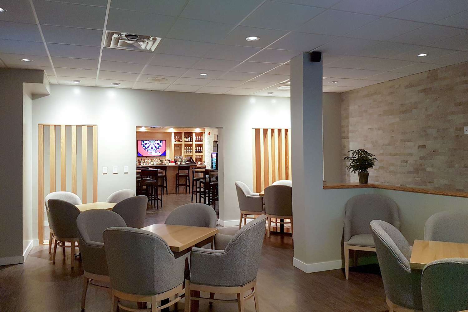 Radisson Hotel & Conference Centre West Edmonton, AB 17/33
