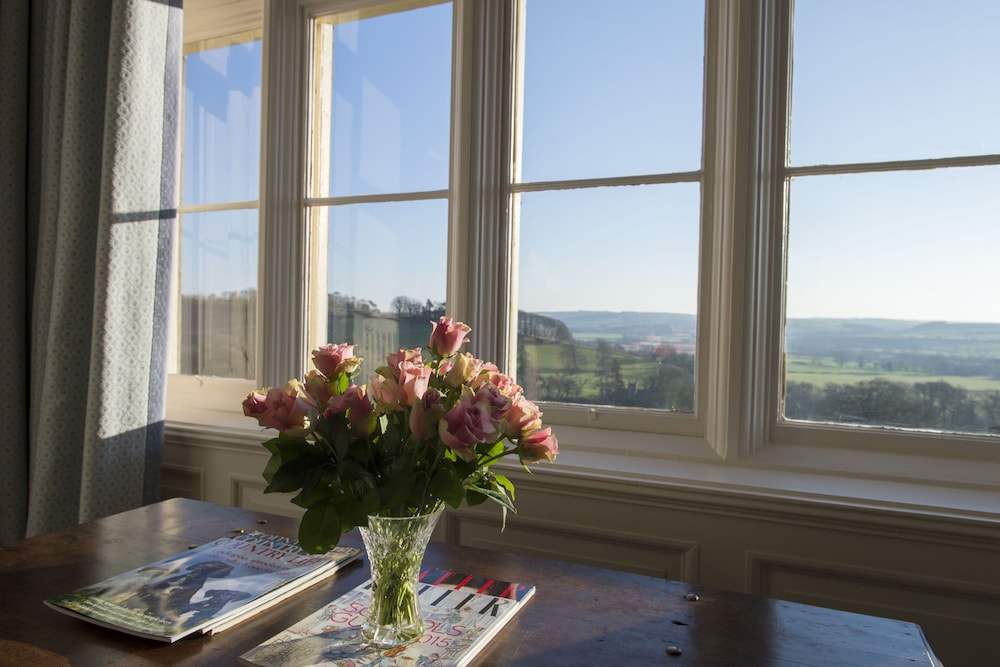 Hall Bed & Breakfast 11/23