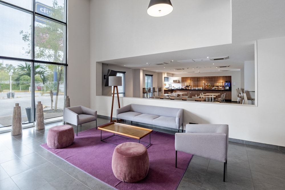 City Express Suites by Marriott Silao Aeropuerto 54/71