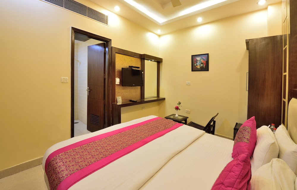 Hotel Aman International 18/67