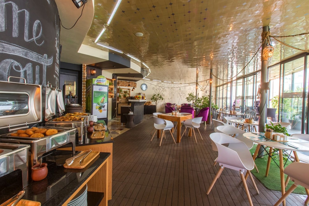 Cron Palace kosher Tbilisi Hotel 30/50
