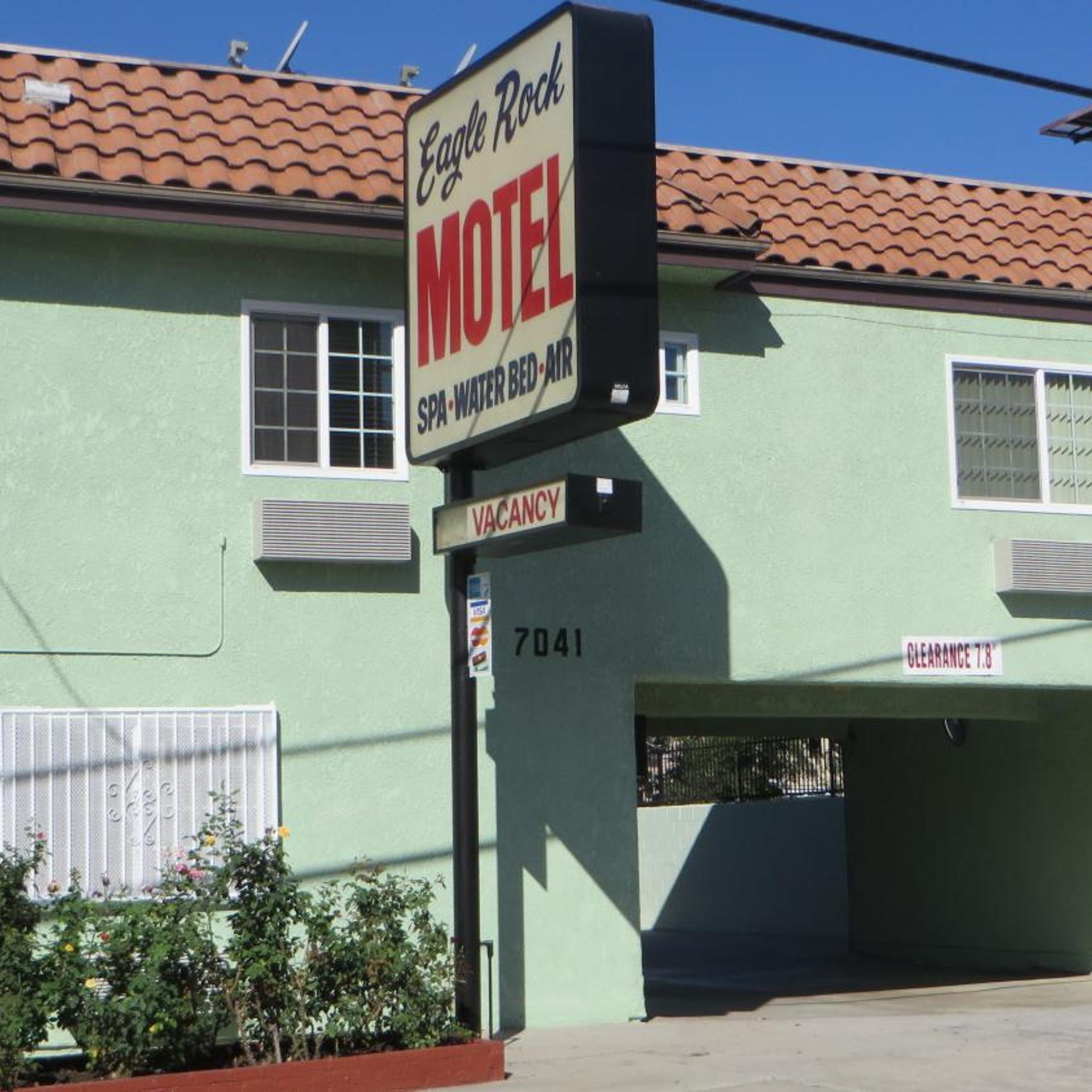 Eagle Rock Motel 6/37