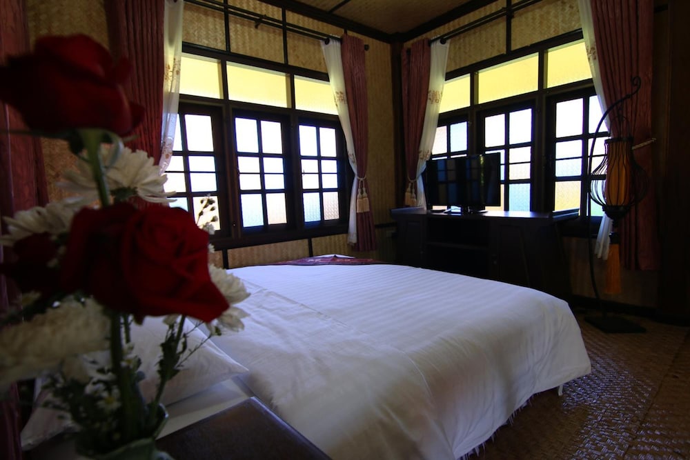 Little Teak Home Stay 12/47
