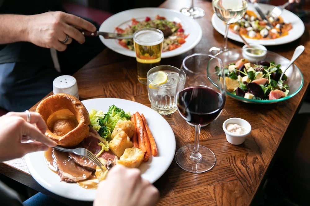 The Rose and Crown Wimbledon 38/50