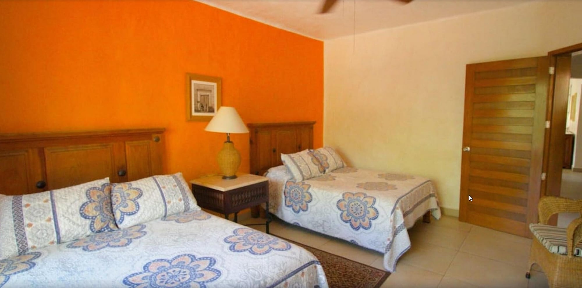 3 BEDROOMS, VILLA