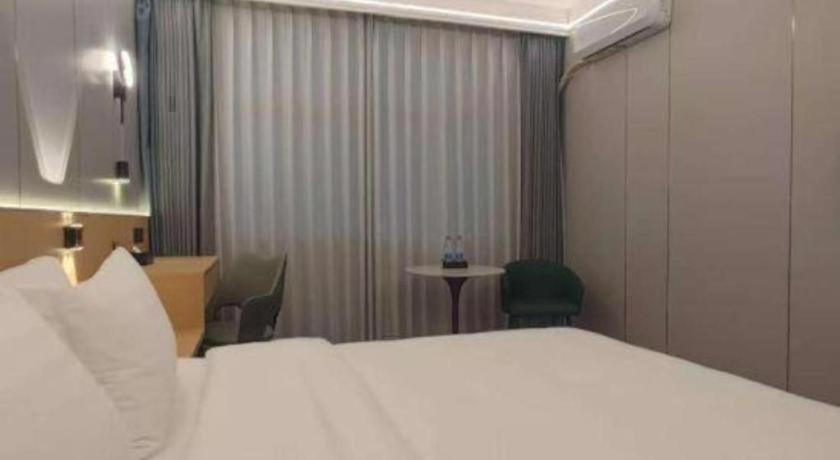 Zhen Xing Hotel 28/51