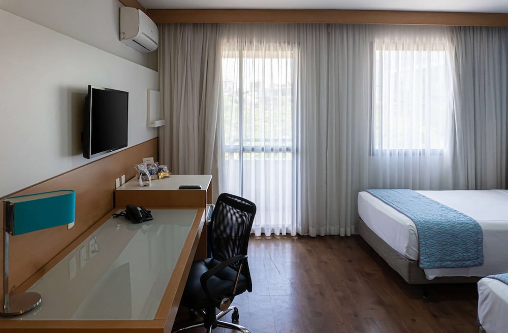 Quality Hotel Faria Lima 22/40