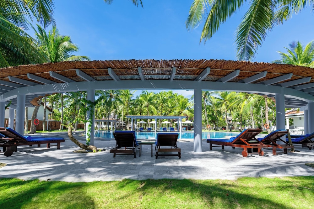 SBH Le Belhamy Beach Resort 37/50