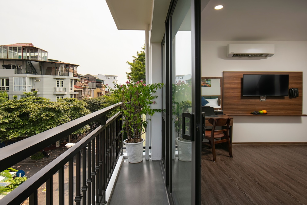 Hanoi Vacanza Premier Hotel 3/45