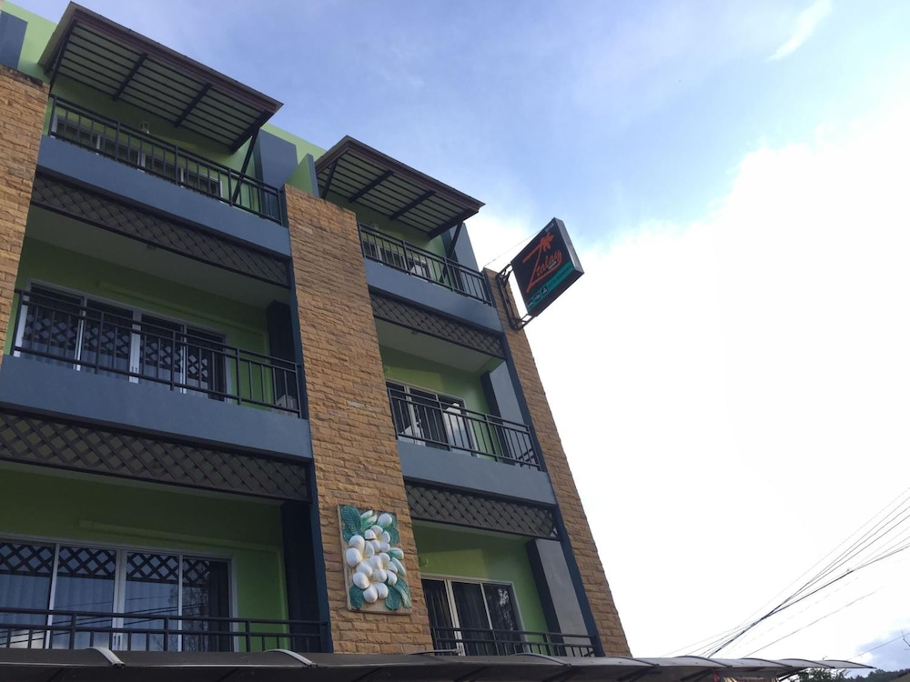 Z-Talay House 3/39