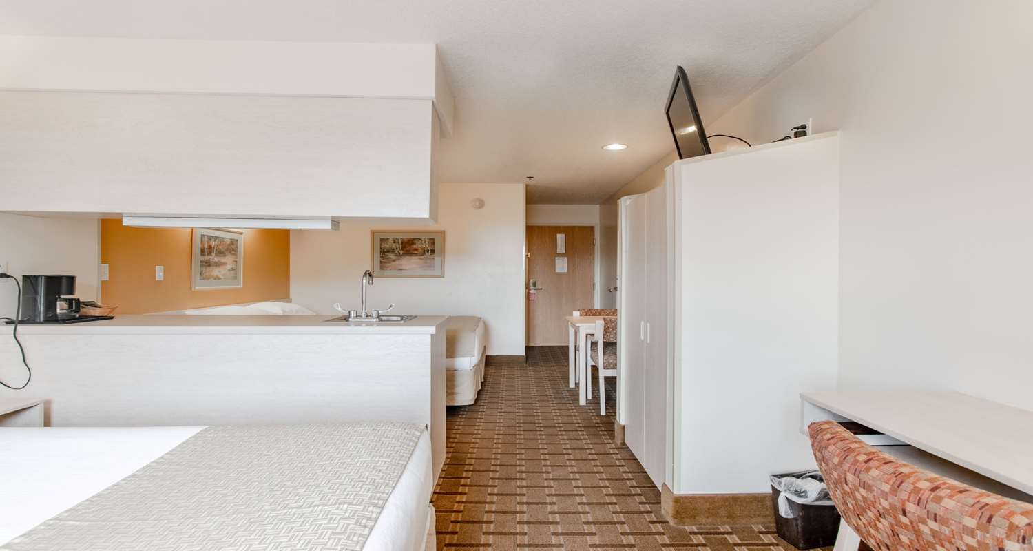 SureStay Hotel by Best Western Christiansburg Blacksburg 4/23