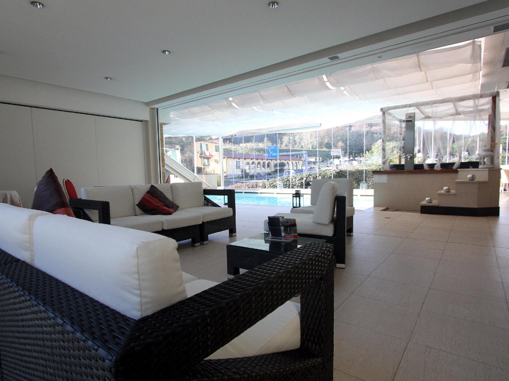 Poggio Hotel 8/31