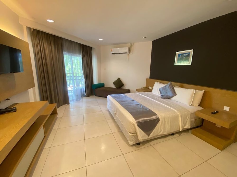 Century Langkasuka Resort 12/59