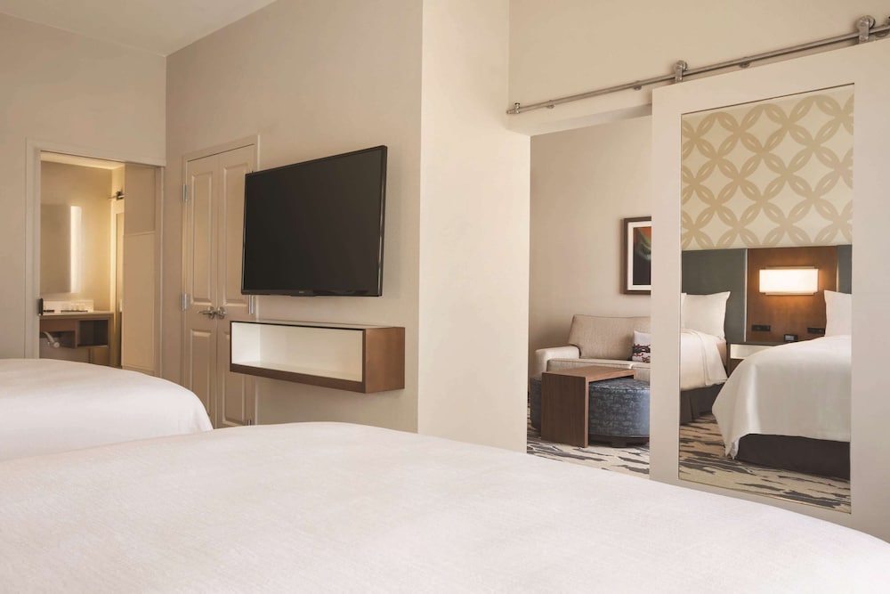 Embassy Suites By Hilton Mcallen Convention Center 15/56