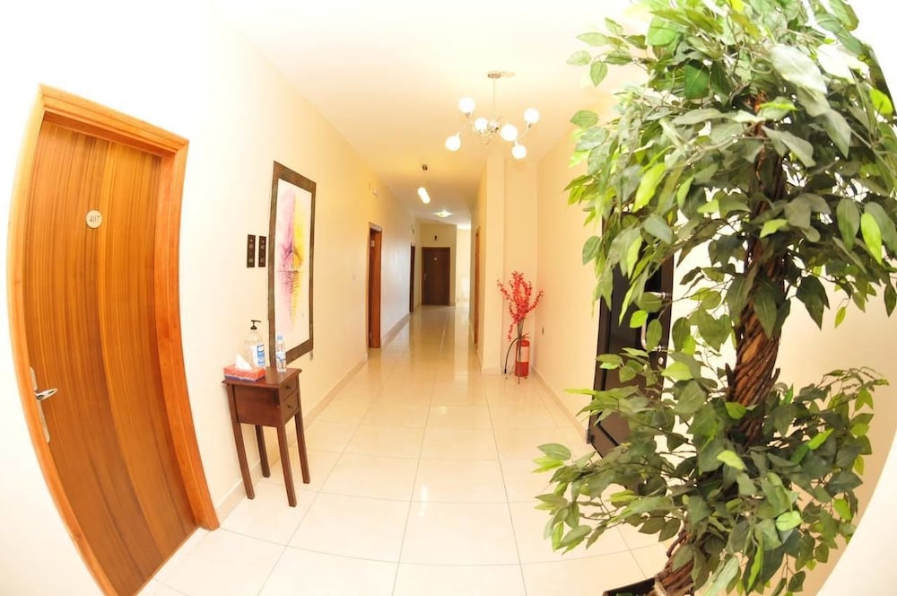 Murex Plaza Hotel and Suites 3/33