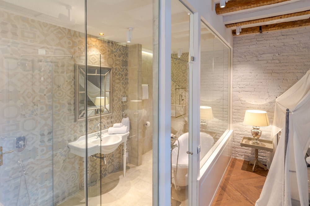 Procurator 7 Luxury Rooms 51/72