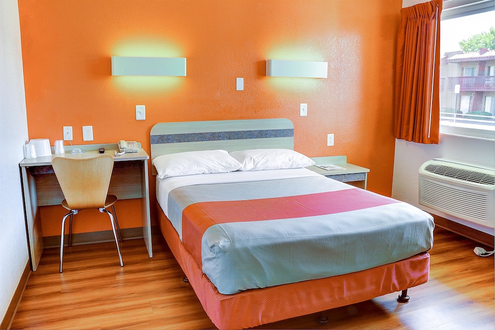 Motel6 Santa Fe, NM 18/43