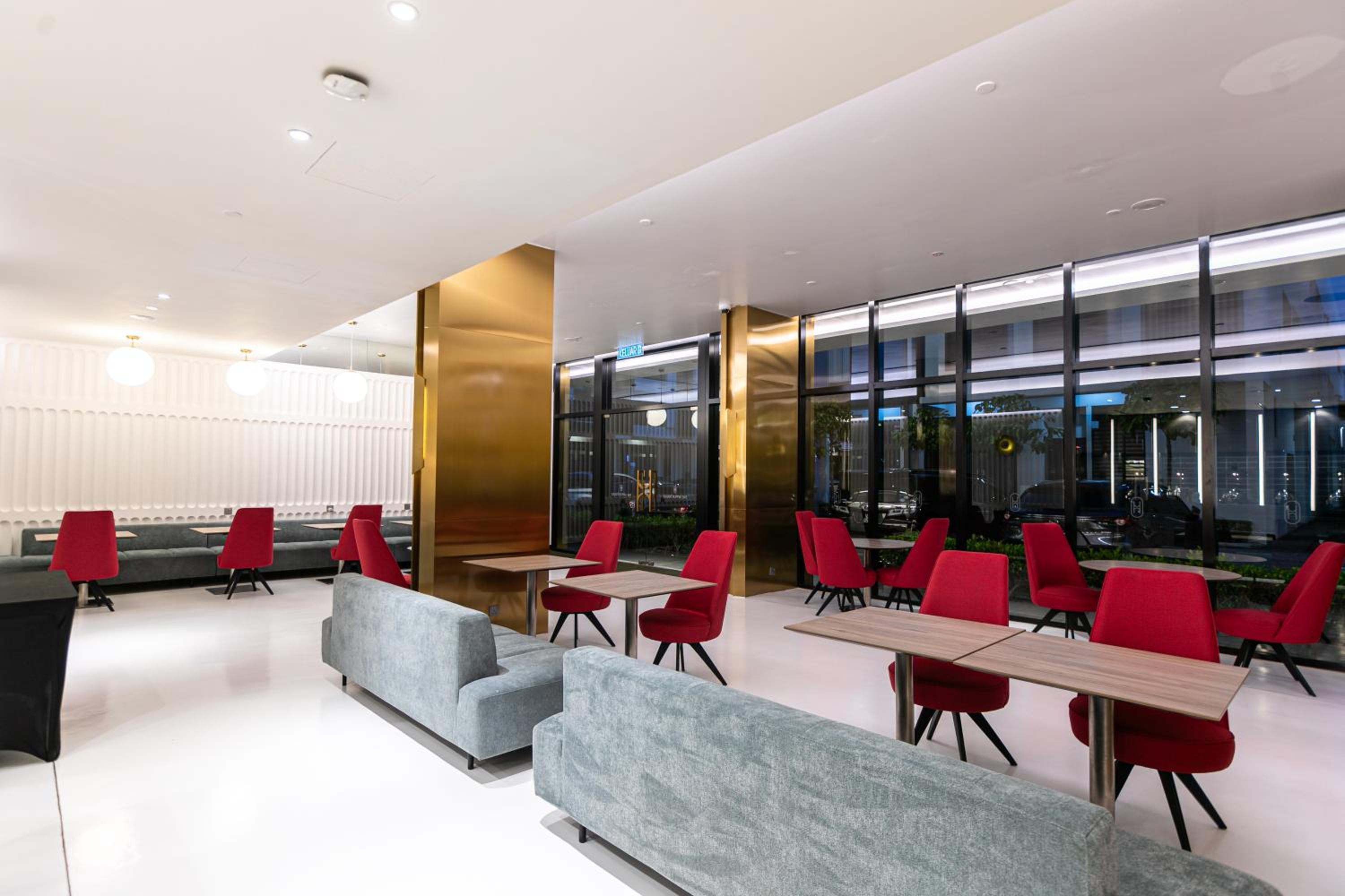 The Upper House Hotel 33/50