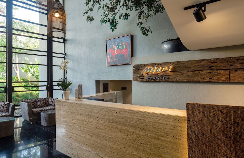 MIERS Kuningan, ARTOTEL Curated 7/38