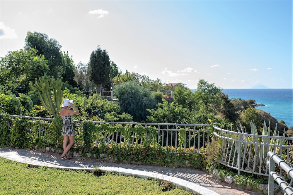 Villaggio La Pizzuta 36/49