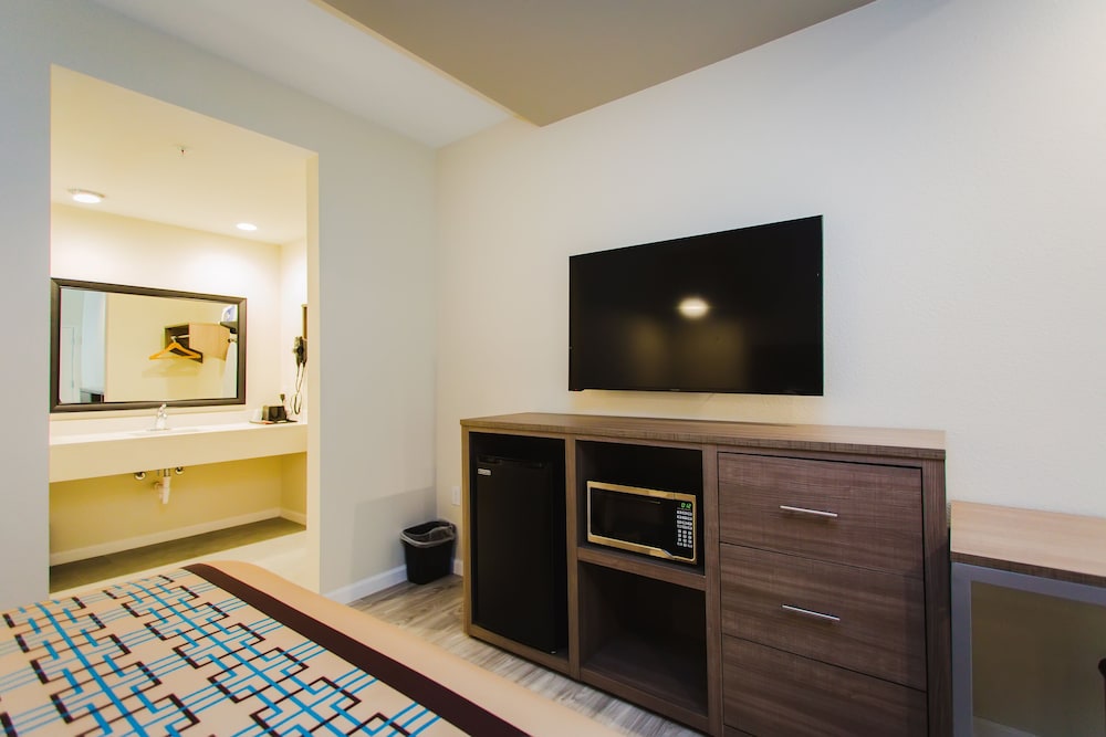 Scottish Inns & Suites Atascocita 5/30