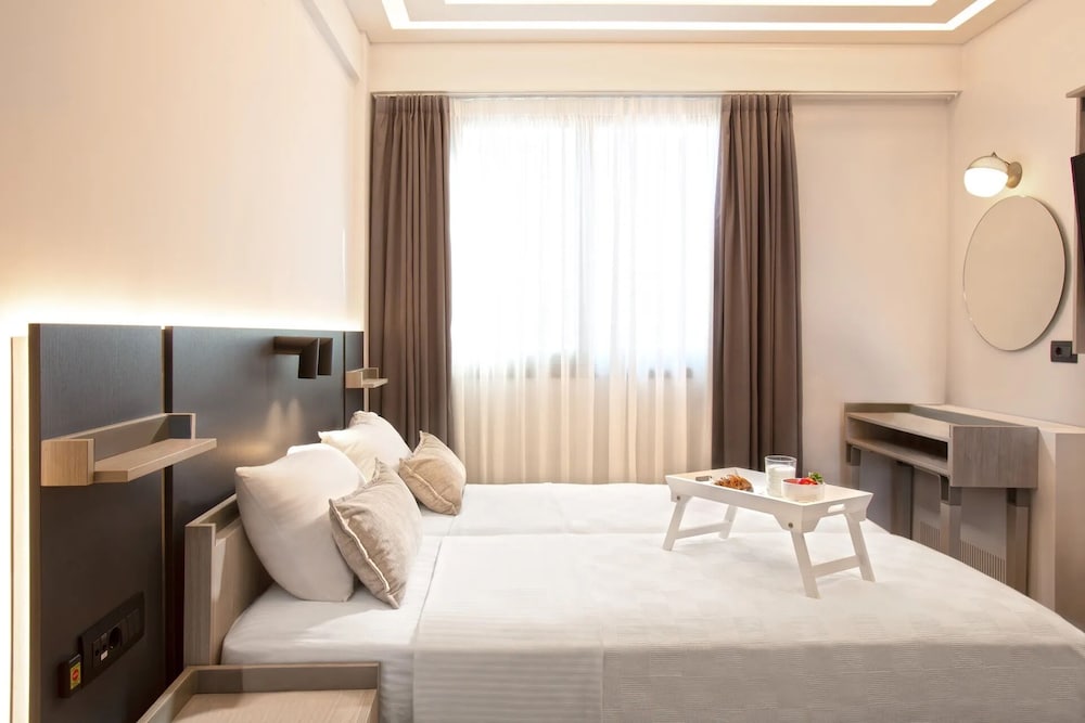 FAMILY SUITE, PLUNGE POOL