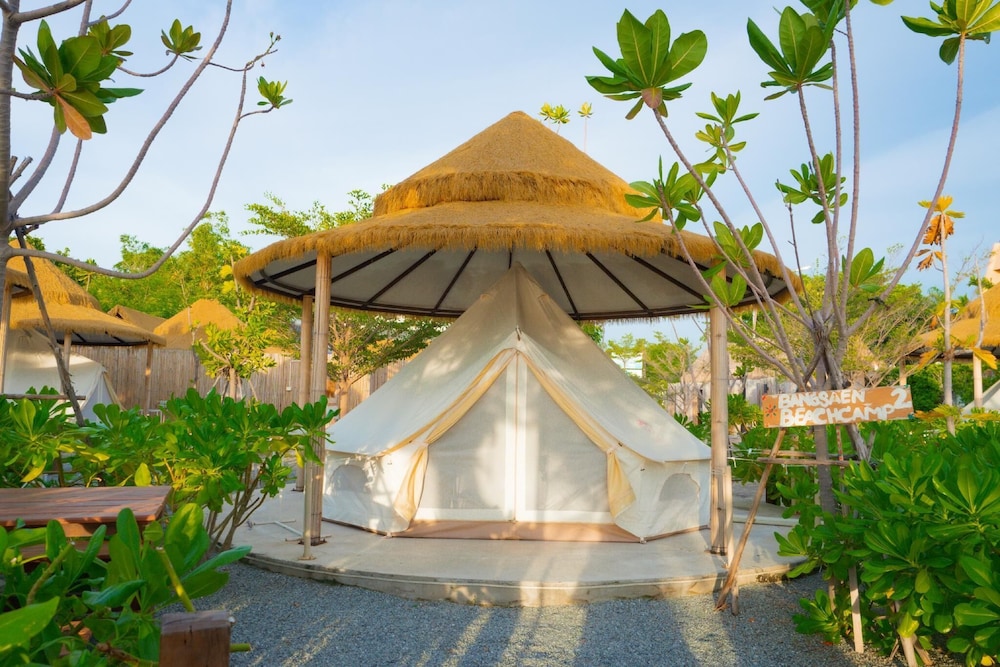 Bangsaen Villa Hotel 38/48