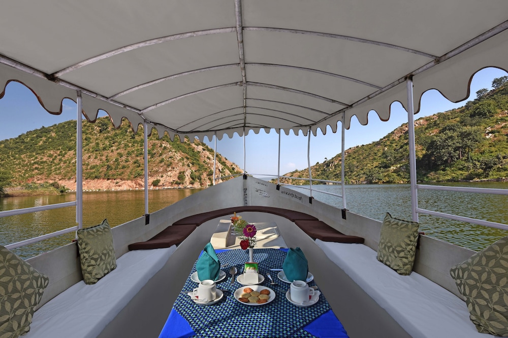 Kumbhalgarh Safari Camp 12/38