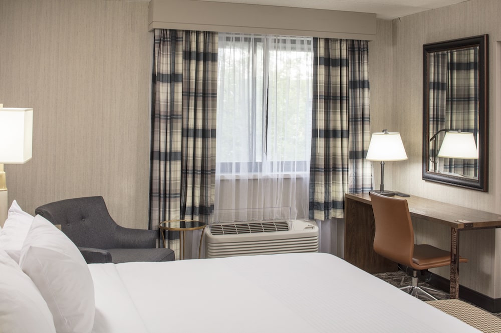 Hotel 1620 Plymouth Harbor 36/65