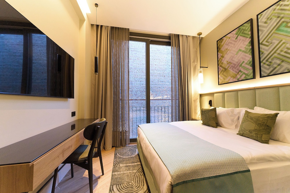 The Wings Hotels Pera 15/49