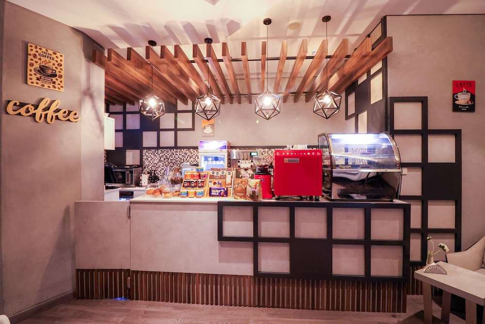 Beach Walk Hotel 14/67