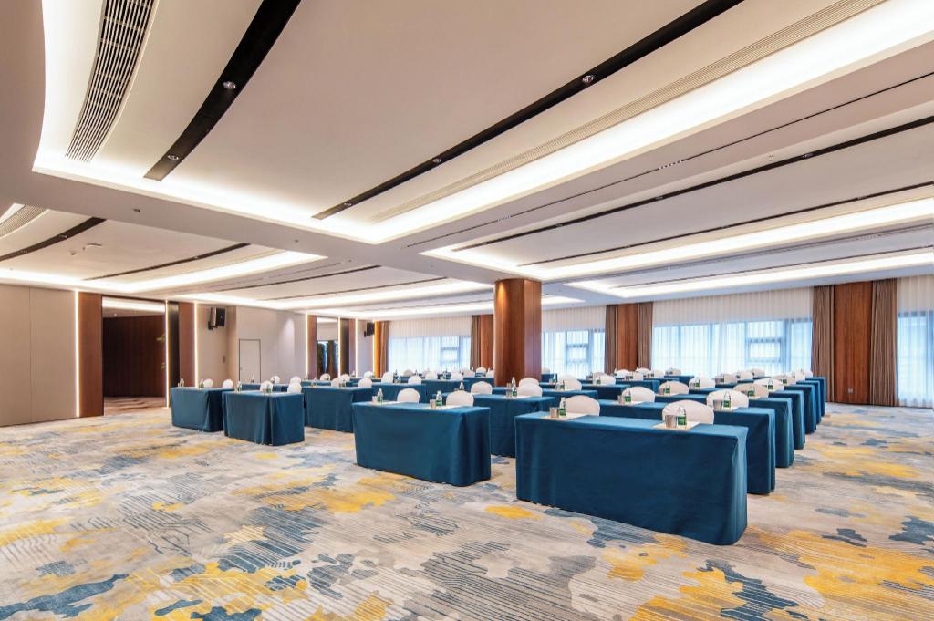 SSAW Boutique Hotel (Jiefangbei Hongya Cave Branch) 68/79