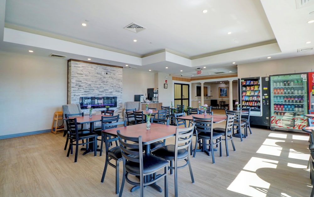 Anchorage Inn & Suites - Portsmouth 46/57