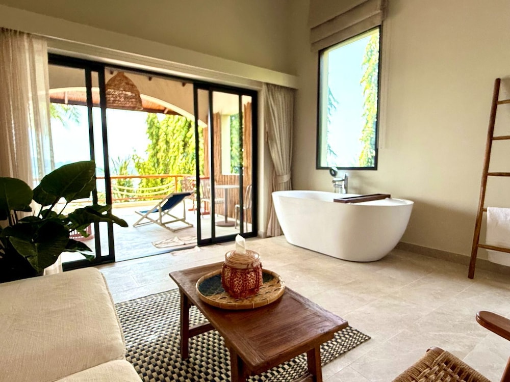 Baan Jai Dee 23/50