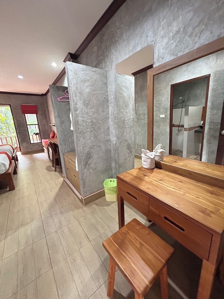 Araya Boutique Hotel 11/69