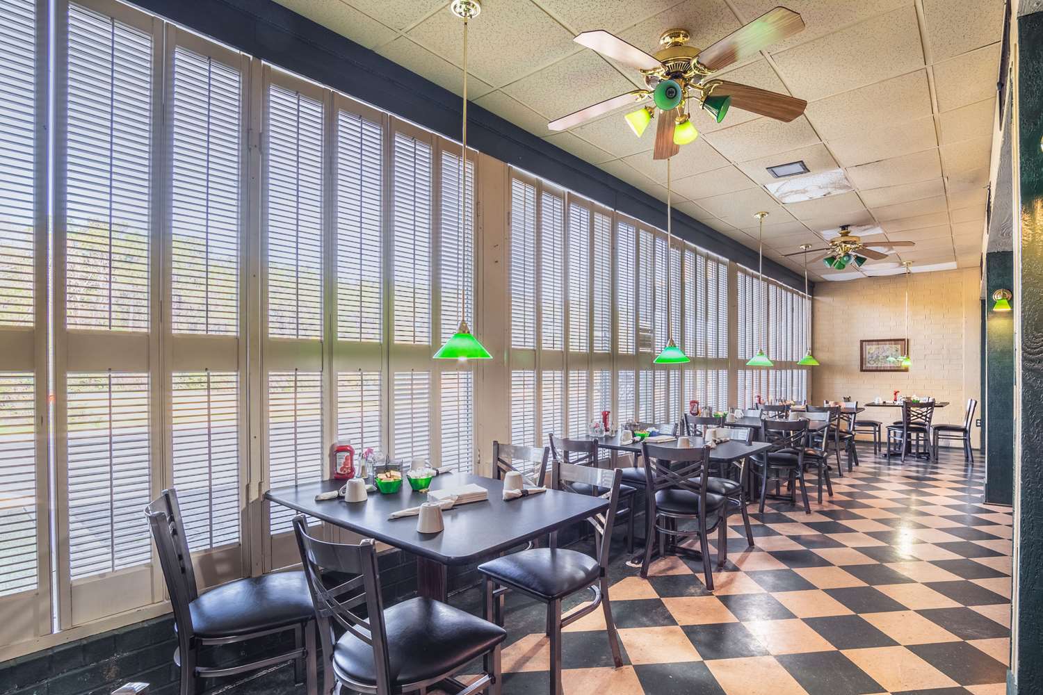 Quality Inn & Suites Santee I-95 24/31