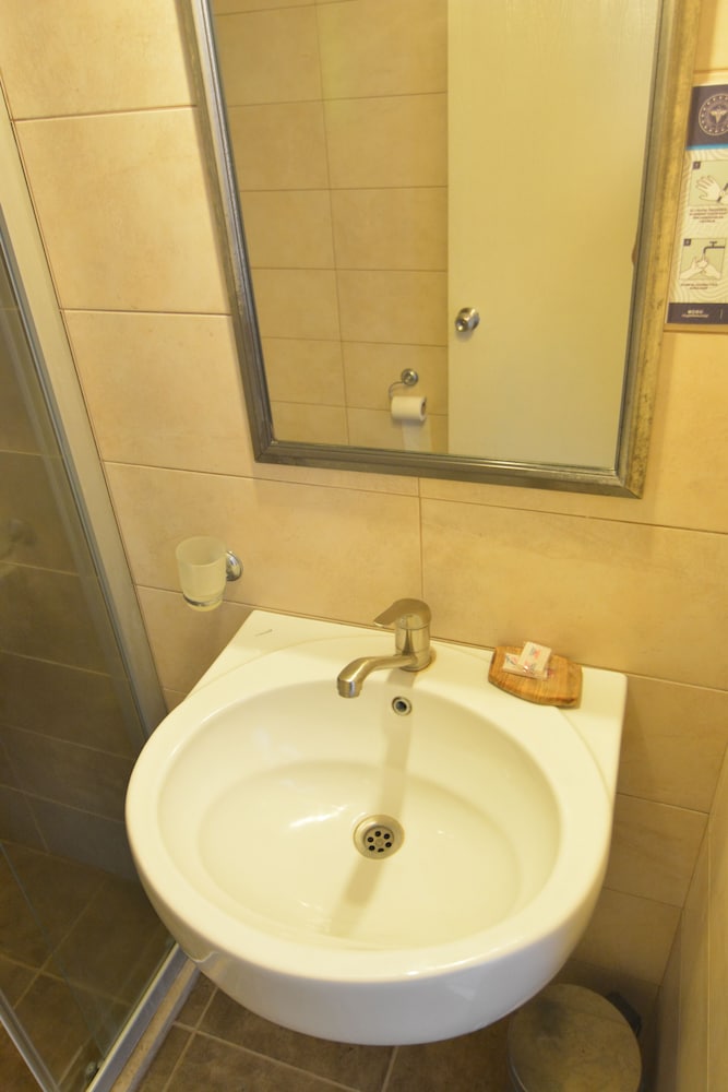 Parvaport Otel 48/48