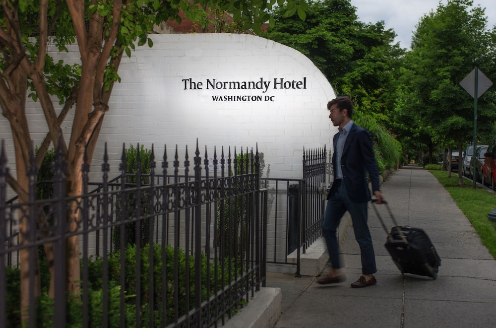 Normandy Hotel 9/69