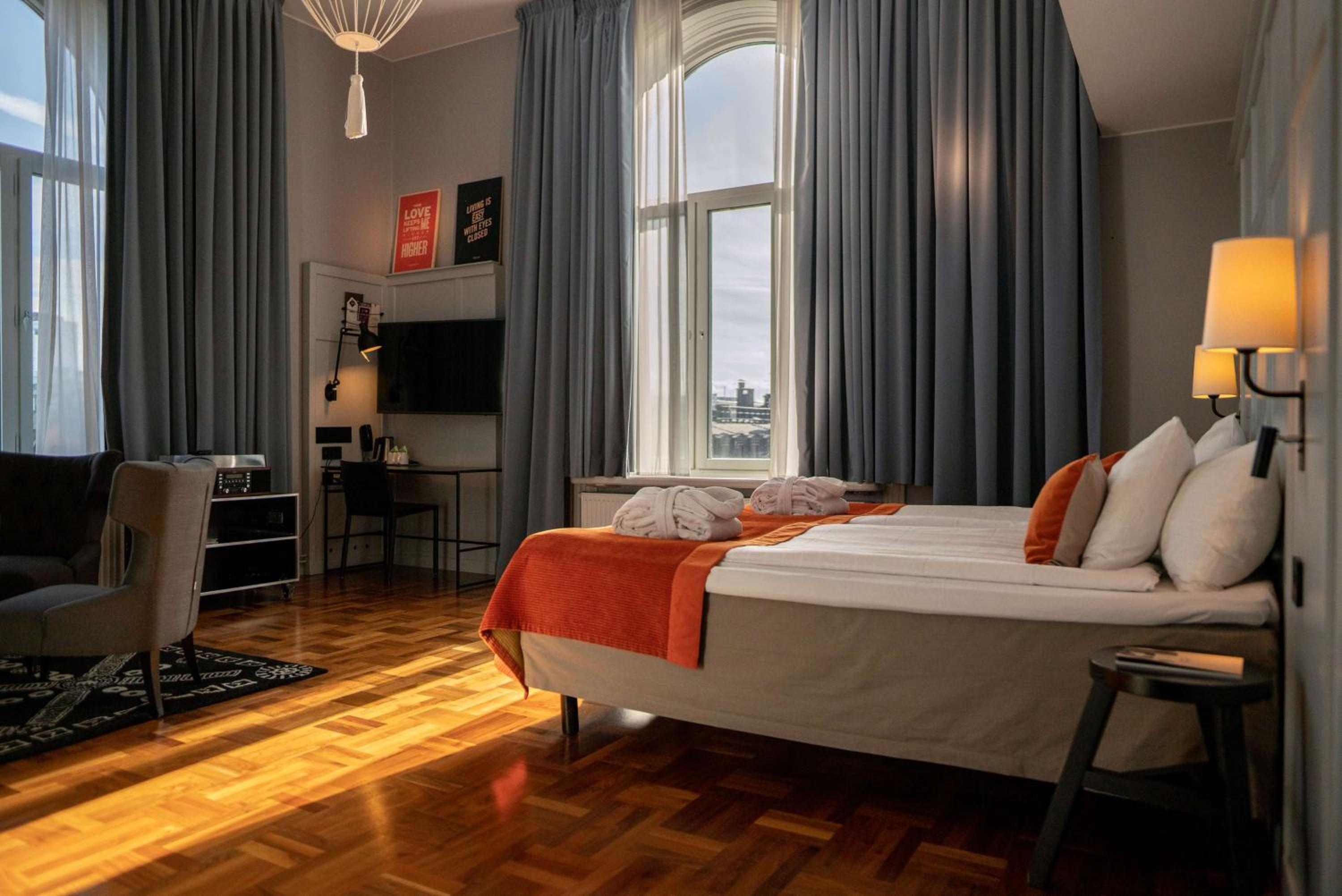 rooms