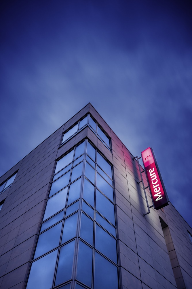 Mercure Paris Massy Gare TGV 1/76