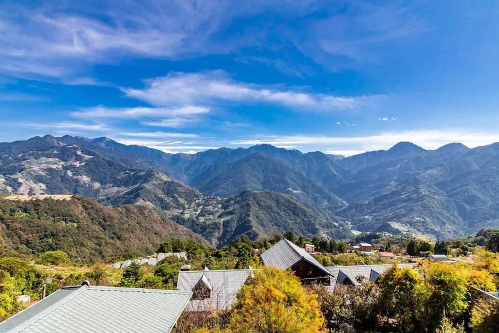 Provence Rose Lodge In Ching Jing 35/50