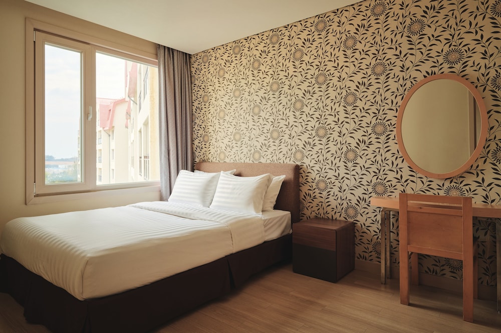 Resort, 3 Futon Beds, Kitchen